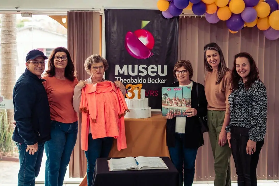 MUSEU MUNICIPAL COMPLETA 37 ANOS
