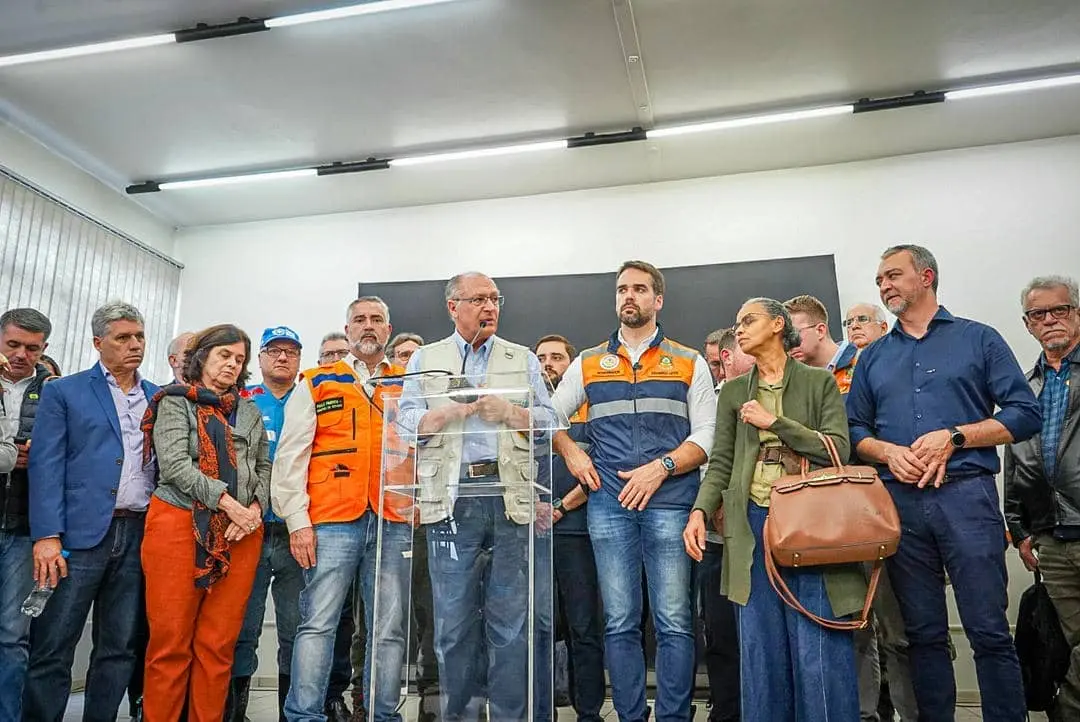 Enchentes: governo federal anuncia R$ 741 milhões em socorro ao RS