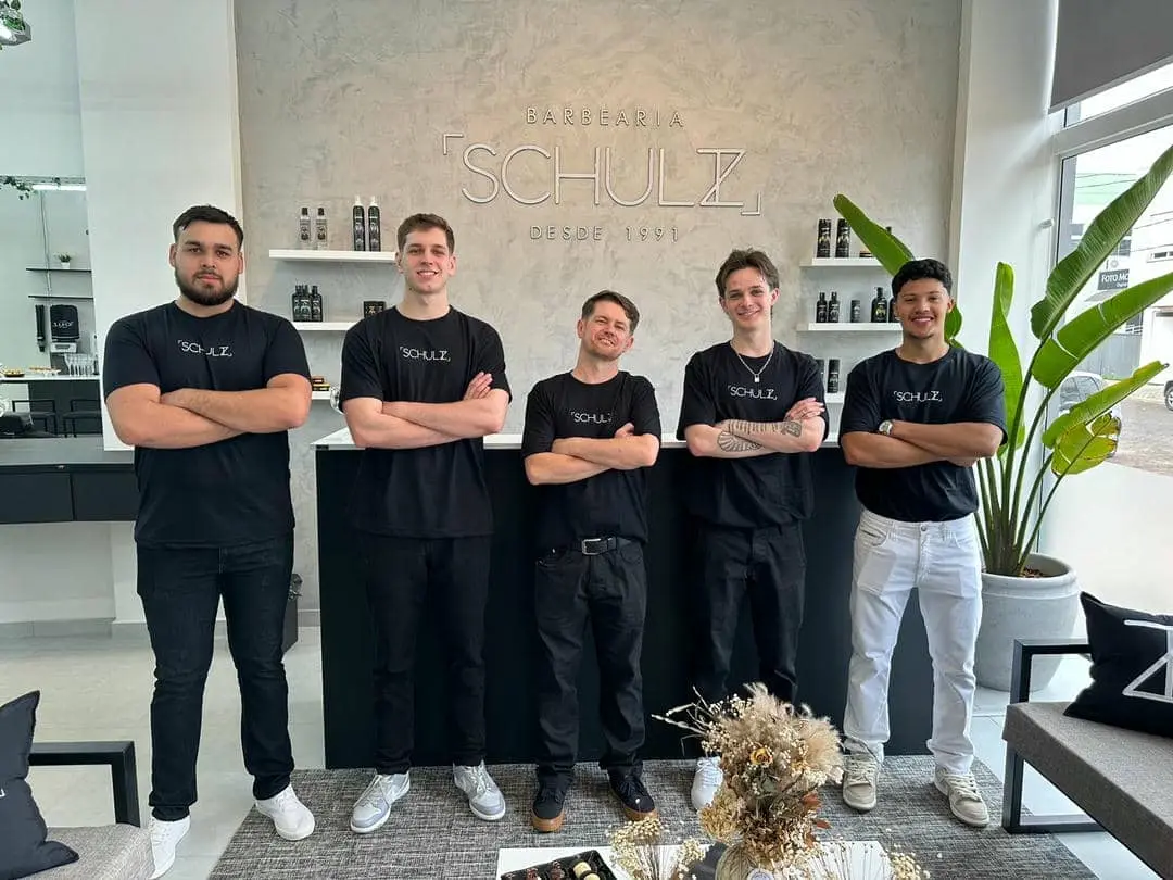 Nova Barbearia Schultz: Tradição e Conforto na Rua Getúlio Vargas, 807, Sala 7