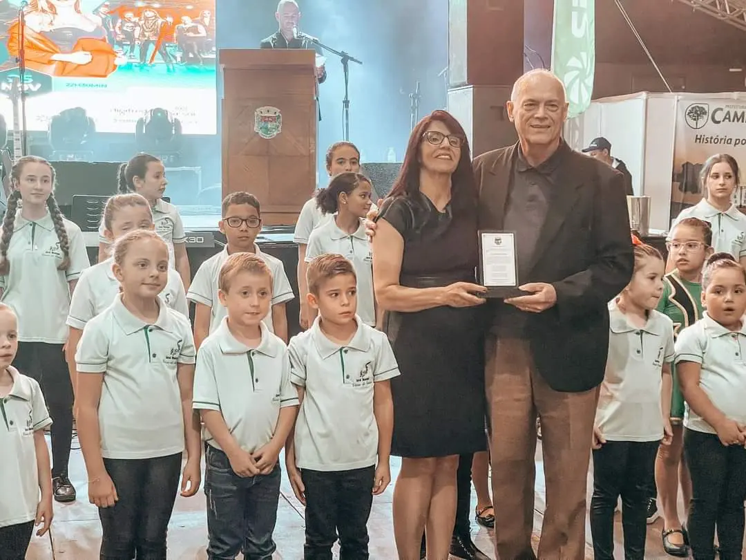 Maestro Elói Franz é honrado com distinção na 4ª EXPOCAMP por sua contribuição musical para Campos Borges