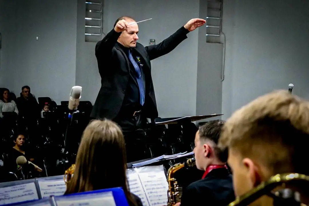 Espetáculo de Encerramento do 3º Curso de Música Jovens Talentos Encanta Público na Casa de Cultura Osvaldo Krames