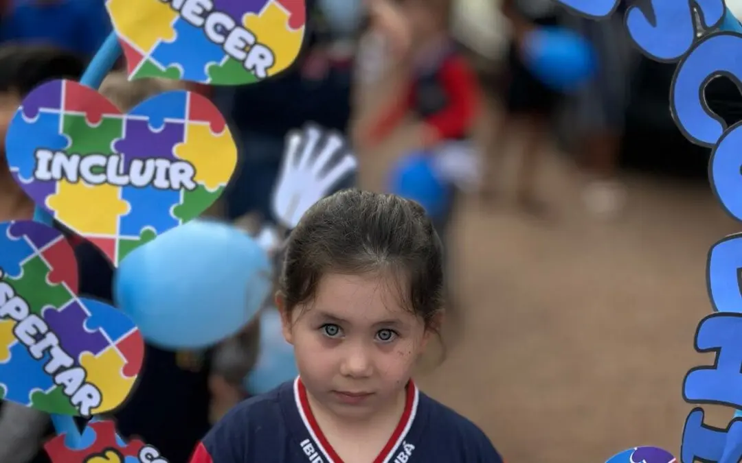 Caminhada pelo Autismo colore as ruas de azul em Ibirubá 💙♾️