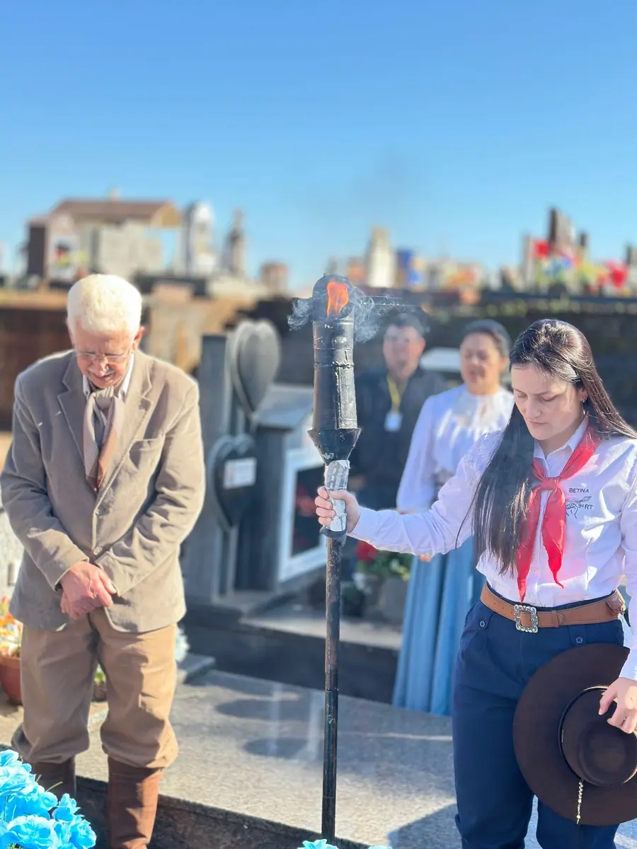 Semana Farroupilha presta homenagem a Cláudio da Motta em Ibirubá