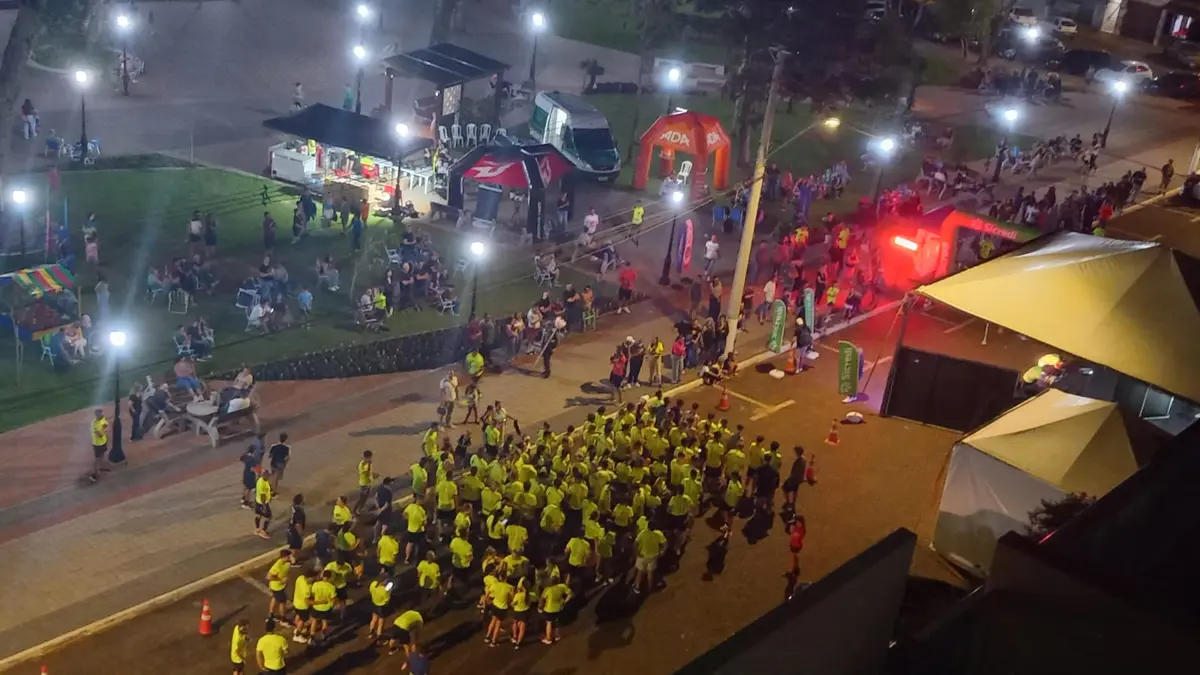 Apeak Night Run movimenta Ibirubá e reúne mais de 150 atletas na véspera do aniversário do município