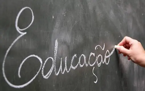 Quinze de Novembro Supera a Média Nacional no IDEB e Aumenta Nota em 1 Ponto