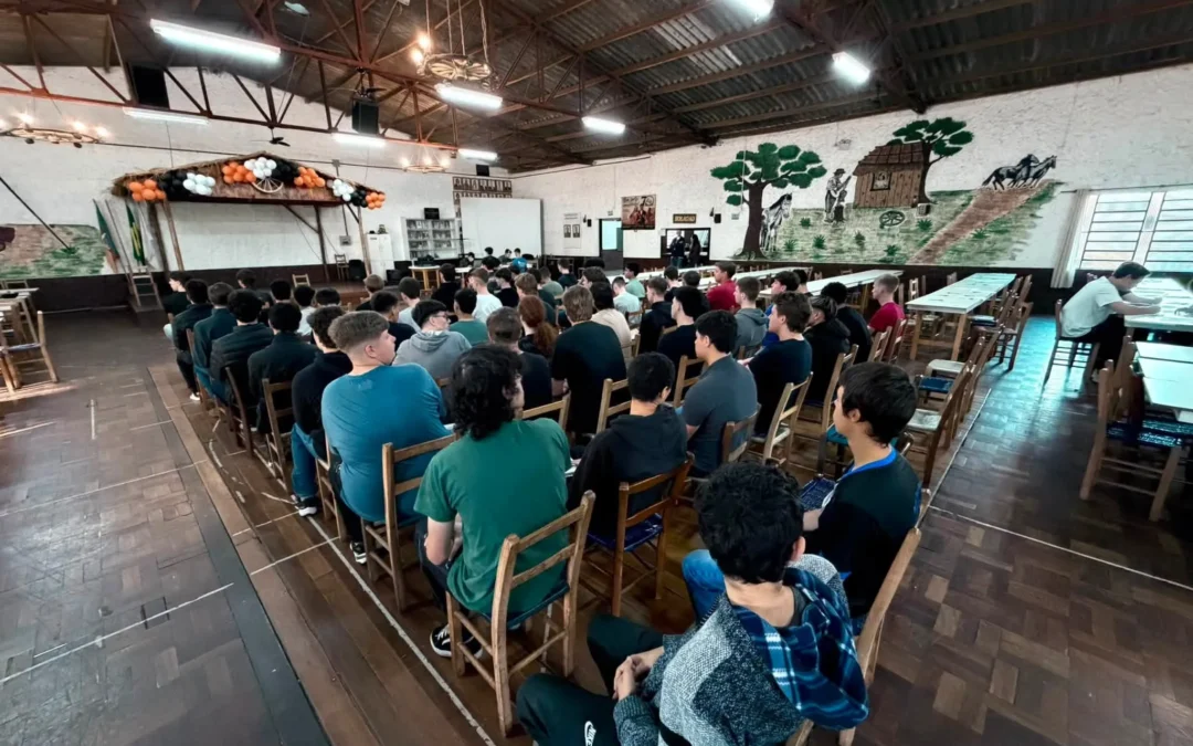 Jovens alistados em 2026 participam de inspeção do Exército Brasileiro em Ibirubá