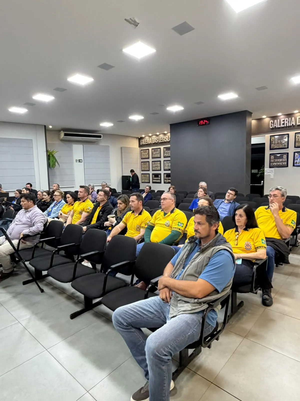 Câmara de Ibirubá apresenta dados da LDO 2027 e recebe o Lions Clube em sessão ordinária